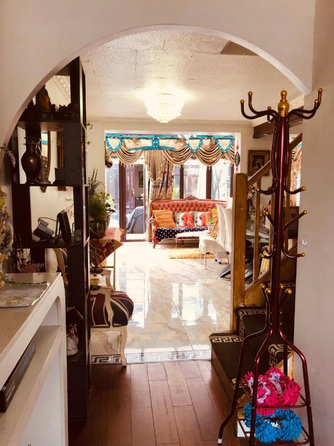 Cheerful 4 Bedroom House With Garden Free Parking Londra Exterior foto