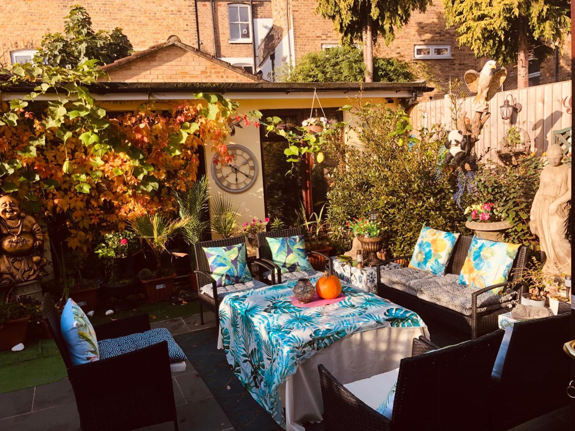 Cheerful 4 Bedroom House With Garden Free Parking Londra Exterior foto